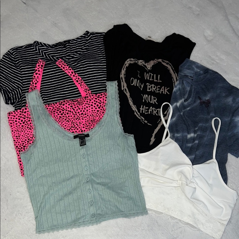 Trendy Junior Women's Large Crop Tops Collection